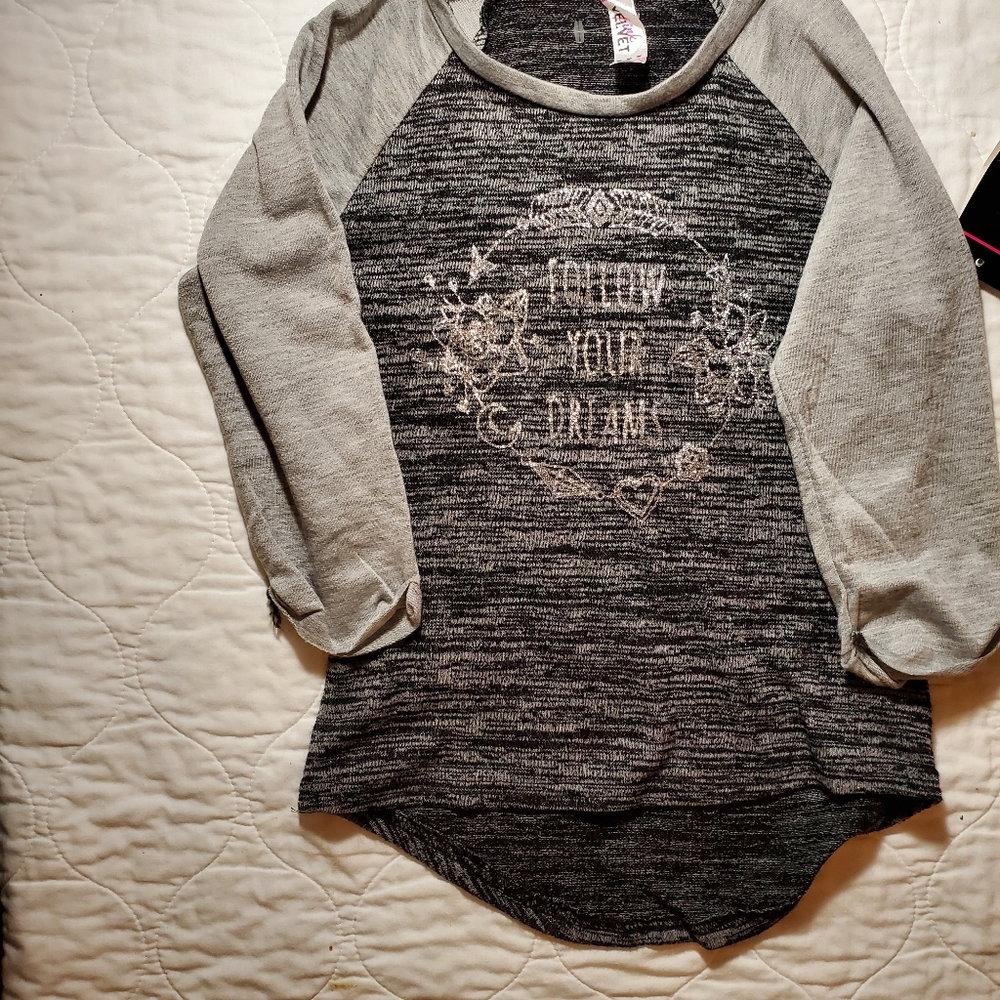 NWT Girls Long Sleeve T-shirt